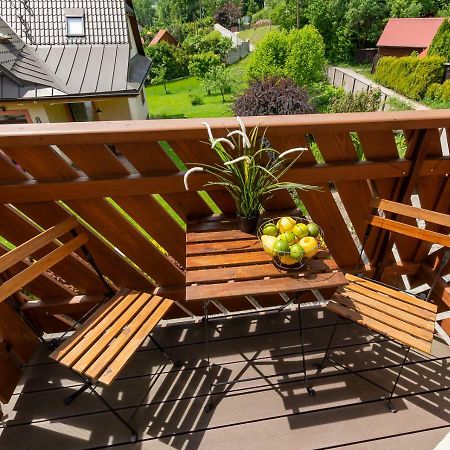 Apartament I Pokoje Goscinne U Lusi 维斯拉 外观 照片