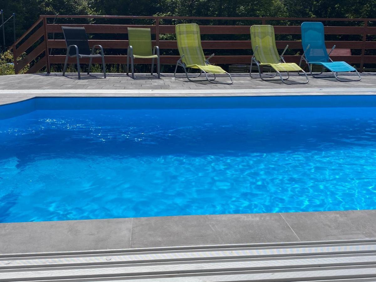 Apartament I Pokoje Goscinne U Lusi 维斯拉 外观 照片