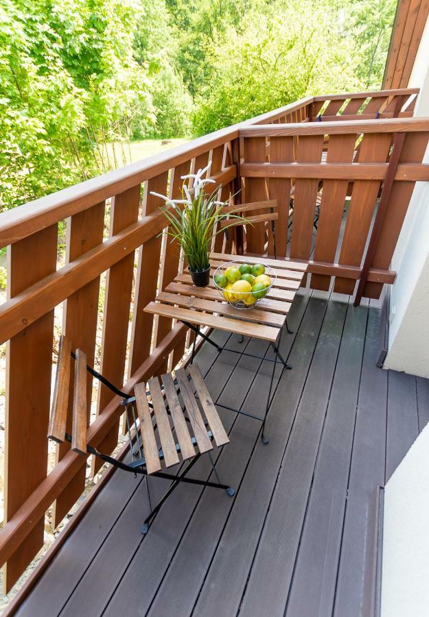 Apartament I Pokoje Goscinne U Lusi 维斯拉 外观 照片