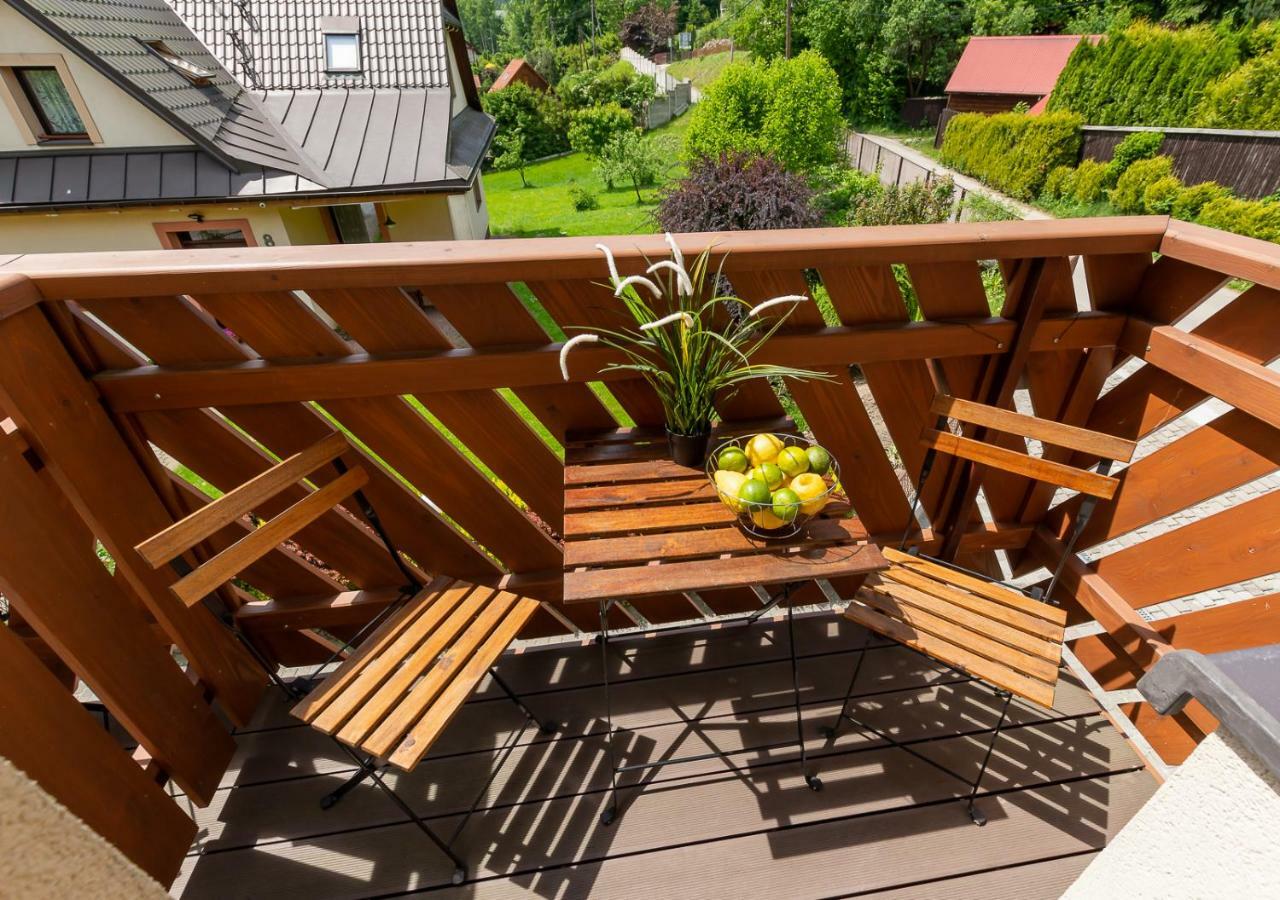Apartament I Pokoje Goscinne U Lusi 维斯拉 外观 照片