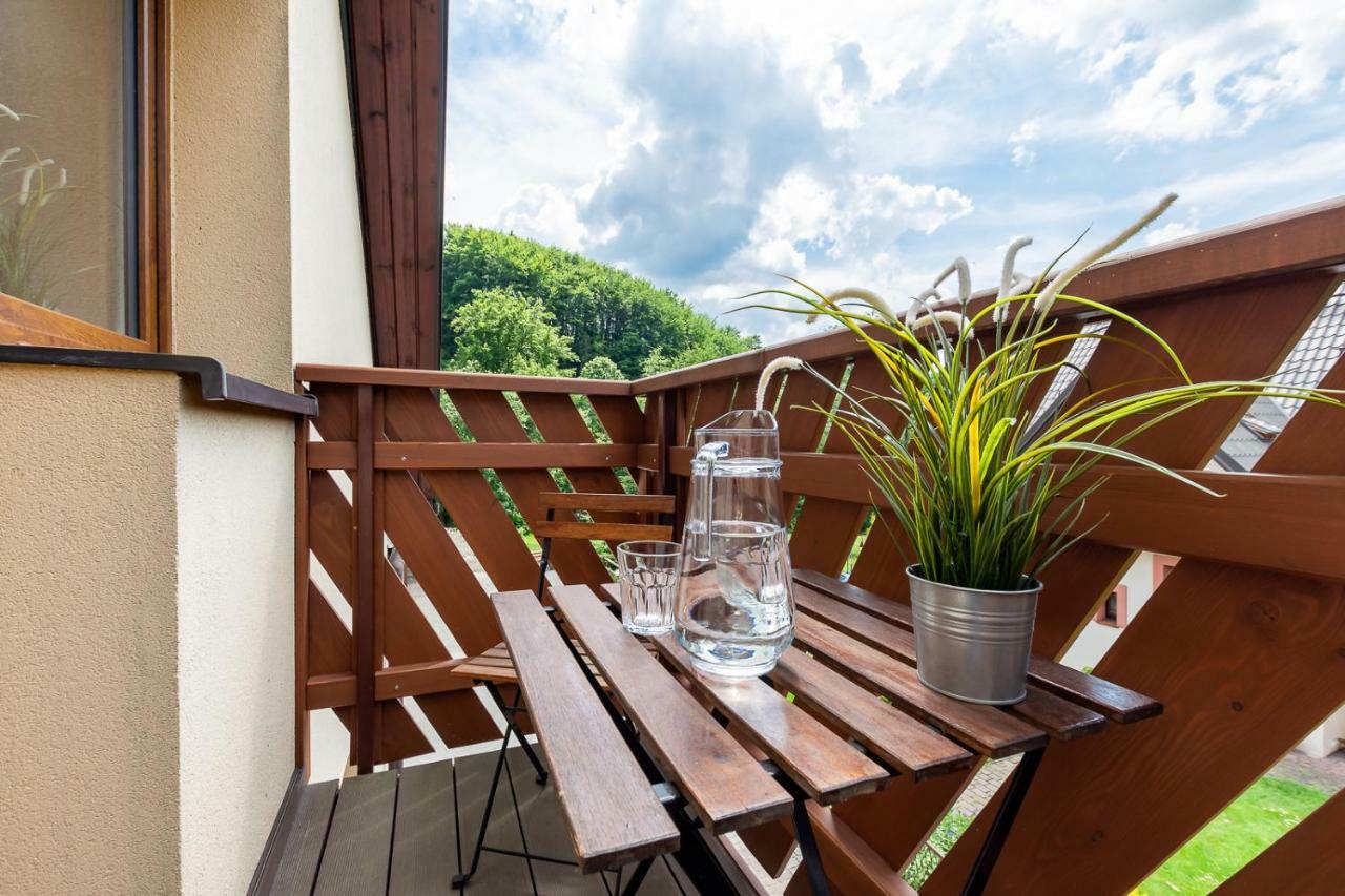 Apartament I Pokoje Goscinne U Lusi 维斯拉 外观 照片