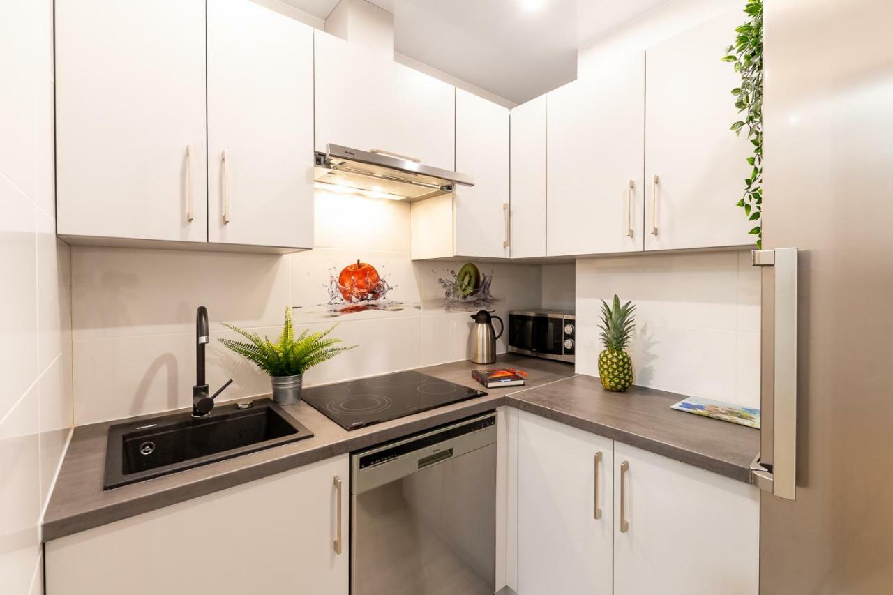 Apartament I Pokoje Goscinne U Lusi 维斯拉 外观 照片