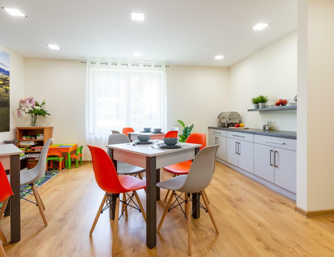 Apartament I Pokoje Goscinne U Lusi 维斯拉 外观 照片