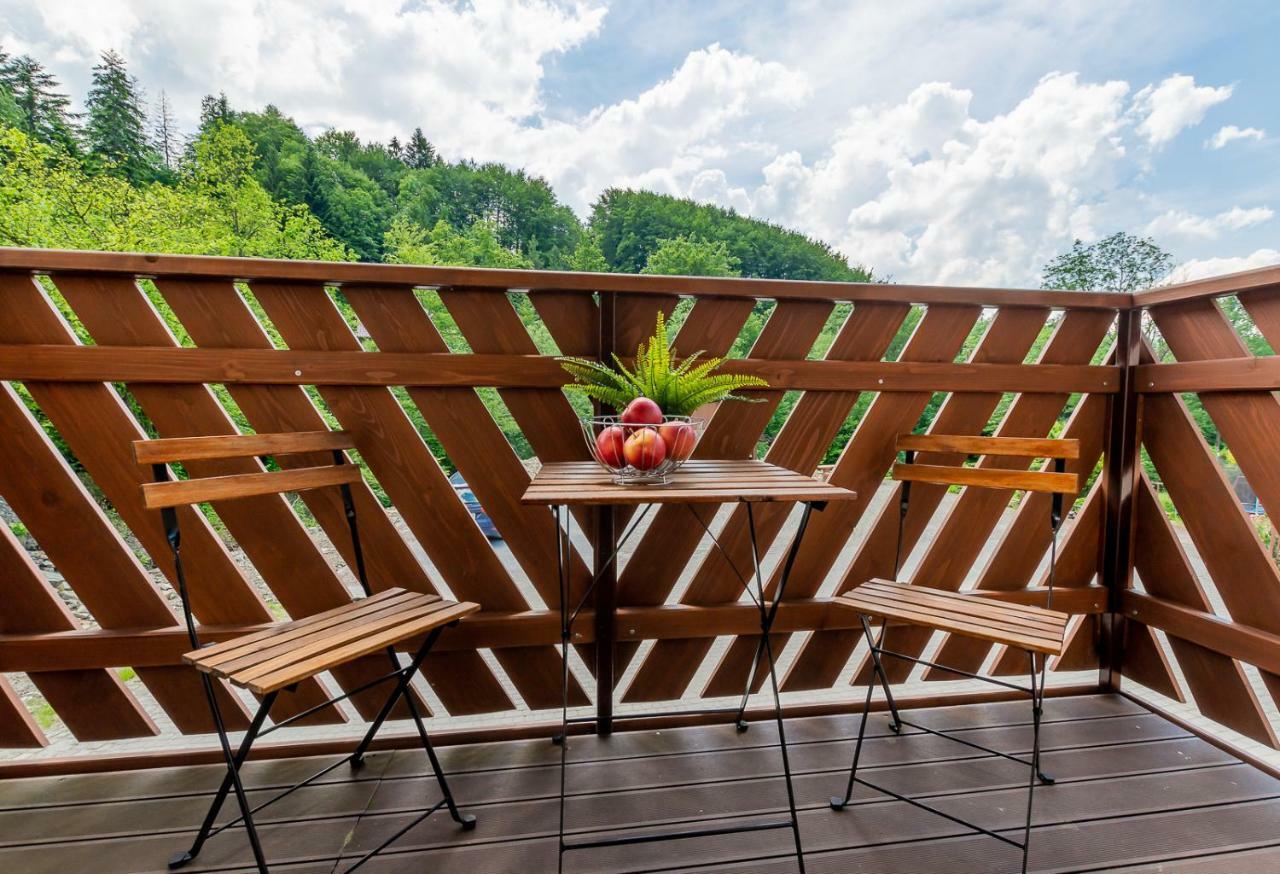 Apartament I Pokoje Goscinne U Lusi 维斯拉 外观 照片